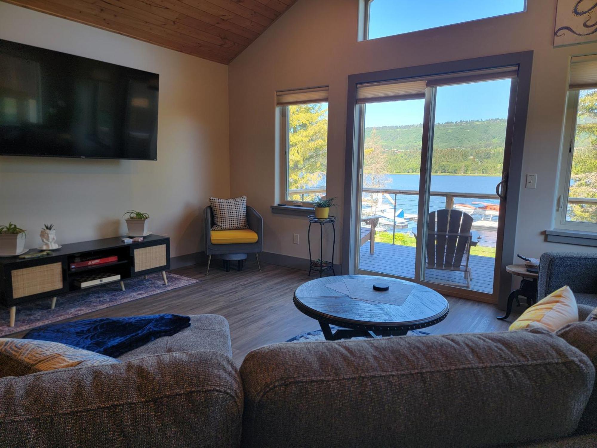 Lakeshore Lodging Suites Homer Esterno foto